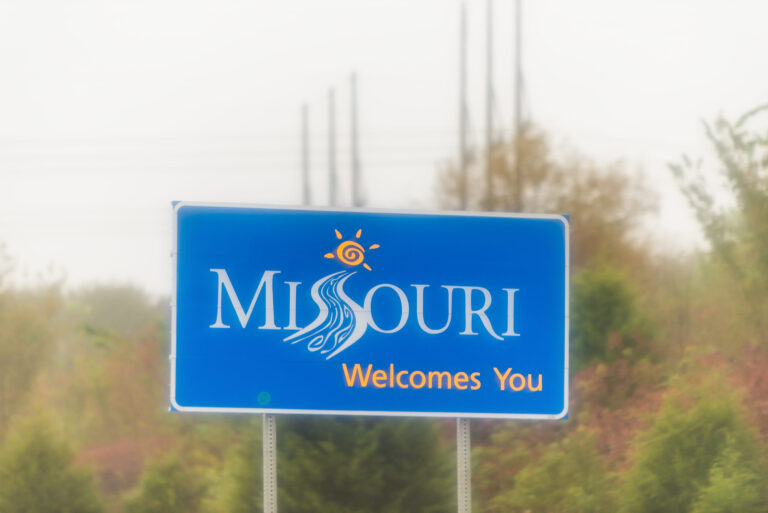 Welcome to Missouri sign